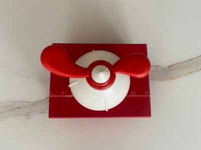 Progetti Dada Wall Clock - White/Red