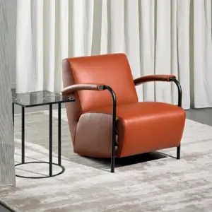 Leolux Scylla Armchair