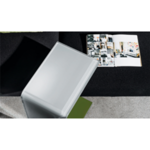 Sovet Italia swan side table