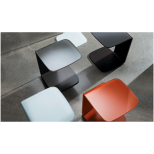 Sovet Italia shell side table