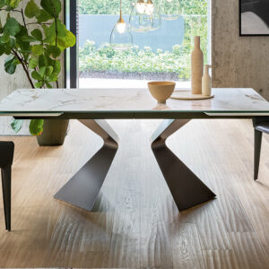 Bonaldo Prora extendable dining table