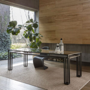 Mogg Hotline Dining Table