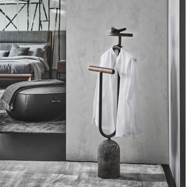 Porada Ekero rack valet stand