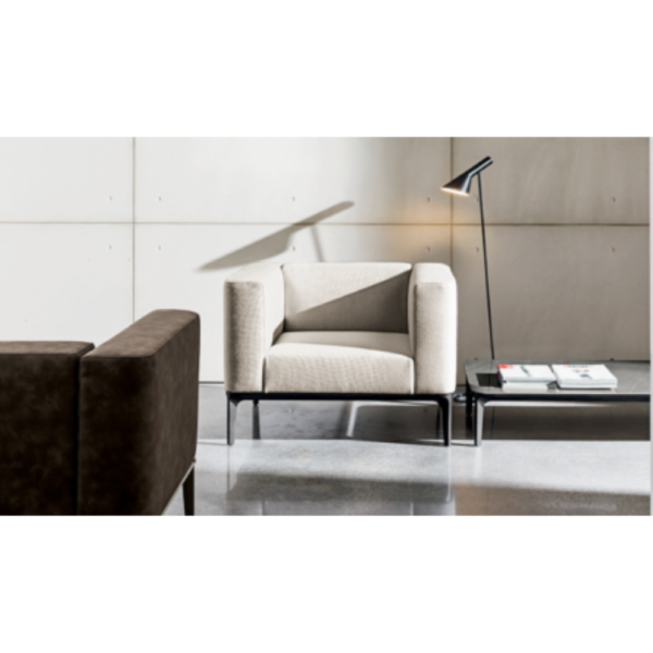 Sovet Italia Slim armchair