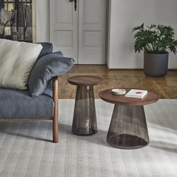 Porada Jig side table