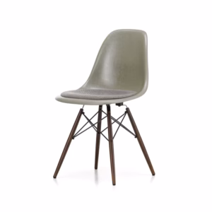 Vitra Eames Fiberglass Chair DSW