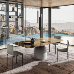 Lago Janeiro dining table