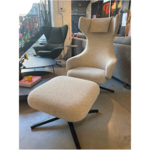 Vitra Grand Repos with Ottoman