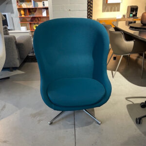 Normann Copenhagen Hyg lounge chair high swivel