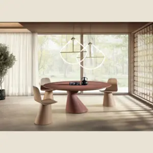 Lago Chapeau dining table
