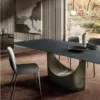 Lago U dining table