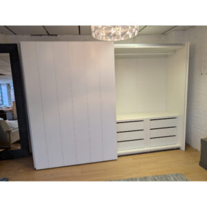Lago N.O.W sliding door wardrobe