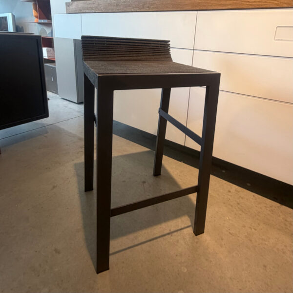 Lago Steps stool