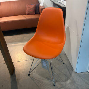 Vitra Eames DSR RE Dining Chair